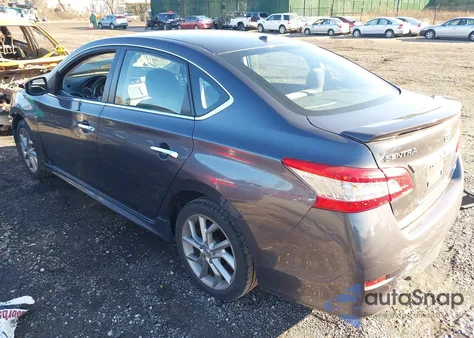 2014 Nissan Sentra Sr z USA, uszkodzony, nr VIN 3N1AB7AP7EY294290